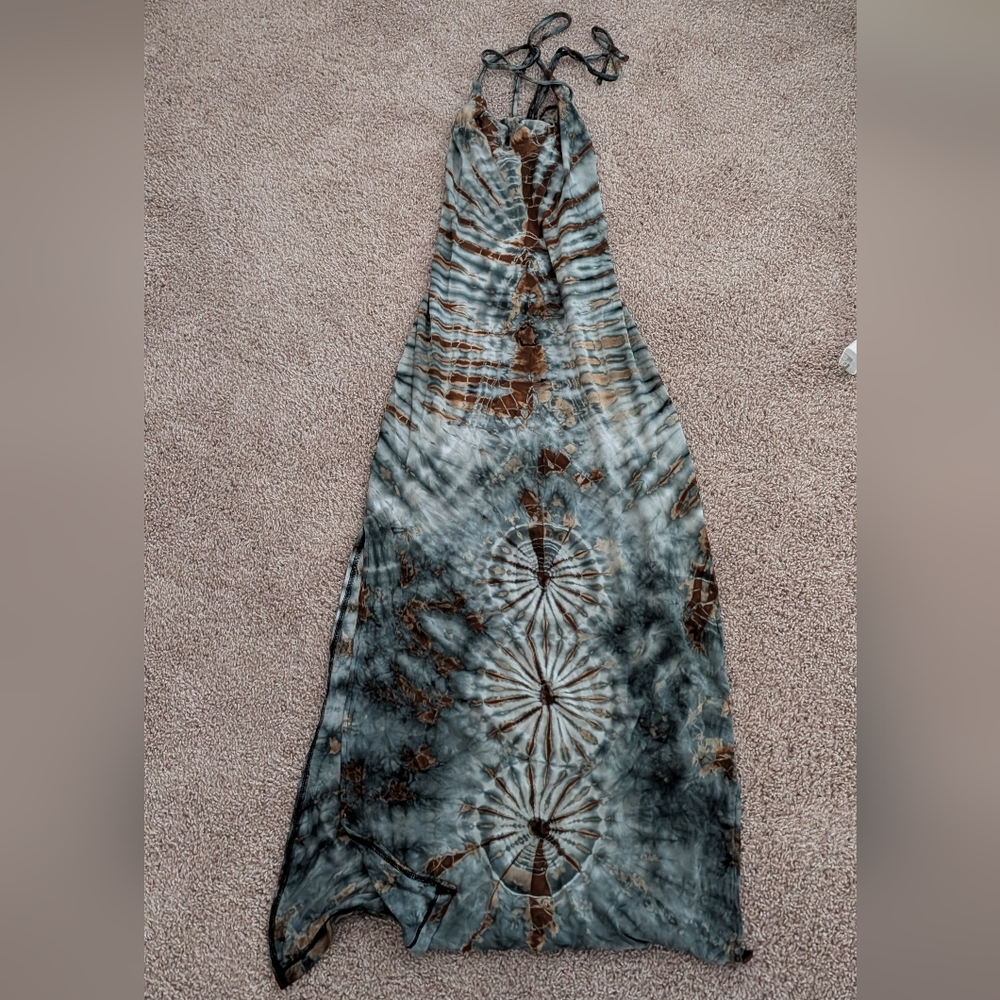 Tie-Dye Maxi Dress